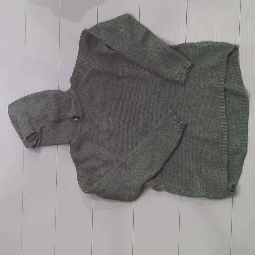 NWOT Metric Knits Long Sleeve Ribbed Green Hooded Sweater Size Small S